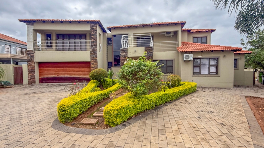 4 Bedroom Property for Sale in Birdwood Estate North West